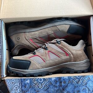 🎈SOLD.  Men’s Northside hiking shoes | size 13 | New in box